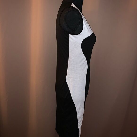 Finejo Dress  - Picture 3 of 5